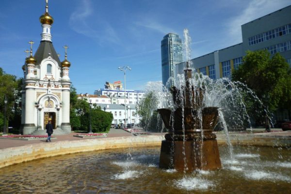 E1.RU: тело мужчины было найдено в фонтане «Каменный цветок» в Екатеринбурге