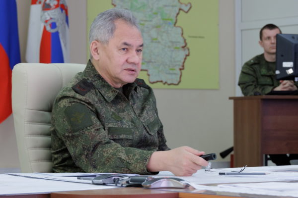 Шойгу заявил о пересмотре решения России использования кассетных боеприпасов 